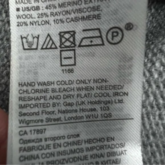 Banana Republic Wool Cashmere Bell Sleeve Cardigan Size S Italian Yarn Sweater - Picture 9 of 9